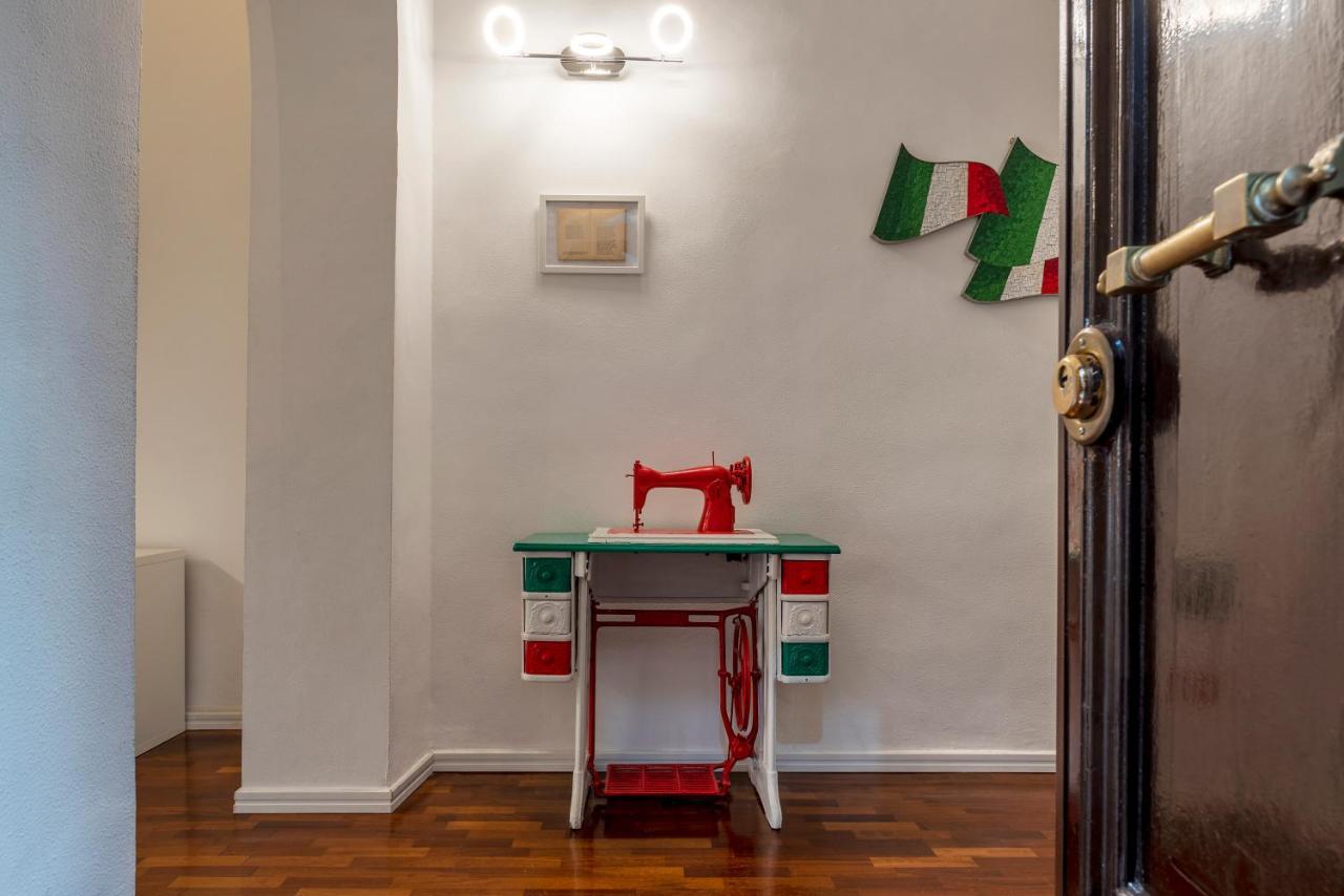 Fontana Di Trevi Design Apartment Rome Luaran gambar