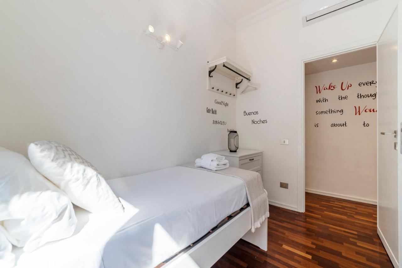 Fontana Di Trevi Design Apartment Rome Luaran gambar